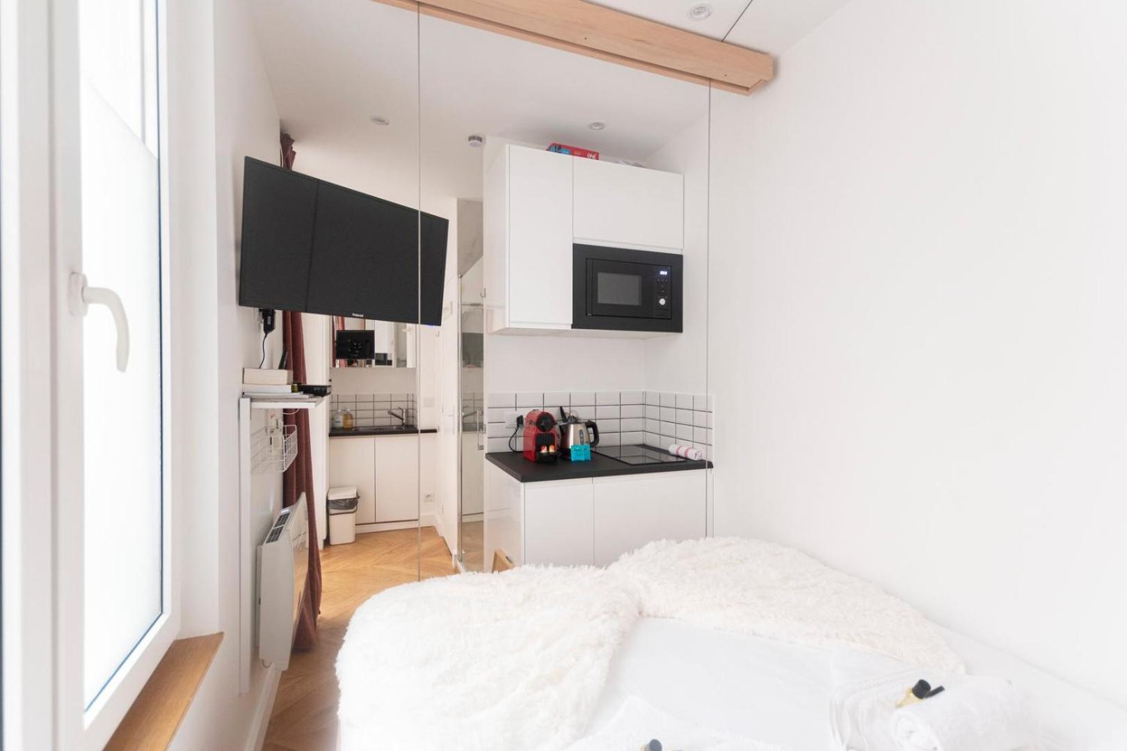 Super Central Mini Studio - 2 Pax, Murphy Bed Paris Bagian luar foto